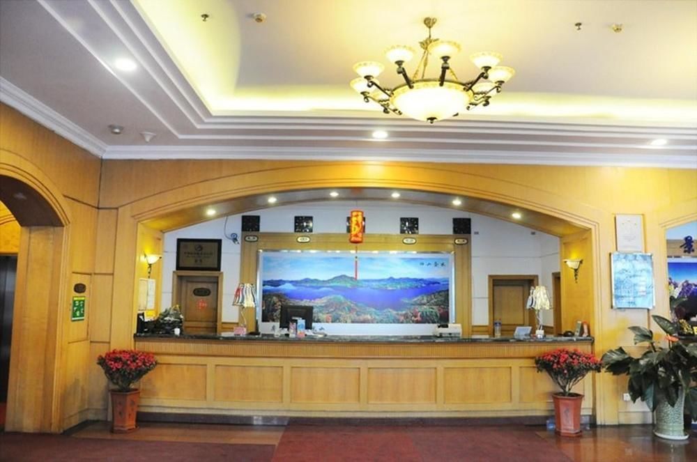 Hotel Lin Yuan Harbin Exterior foto