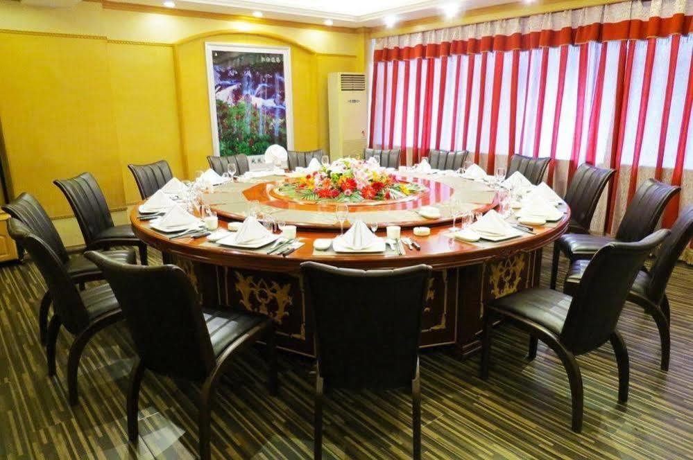 Hotel Lin Yuan Harbin Exterior foto